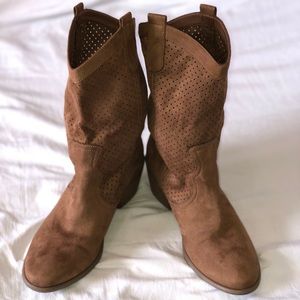 American Eagle Western Style Boots
